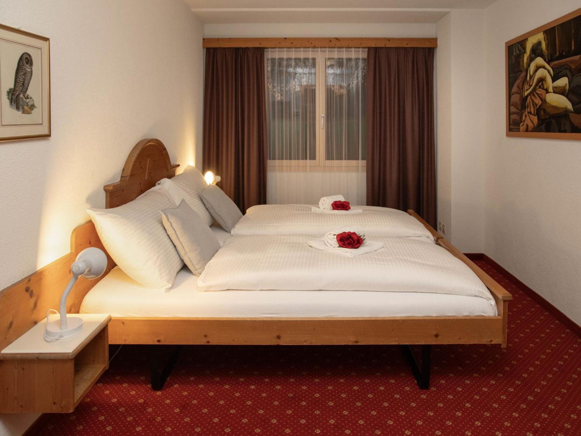 Apartment Chalet Abendrot Apartments-24 By Interhome جريندلوالد المظهر الخارجي الصورة