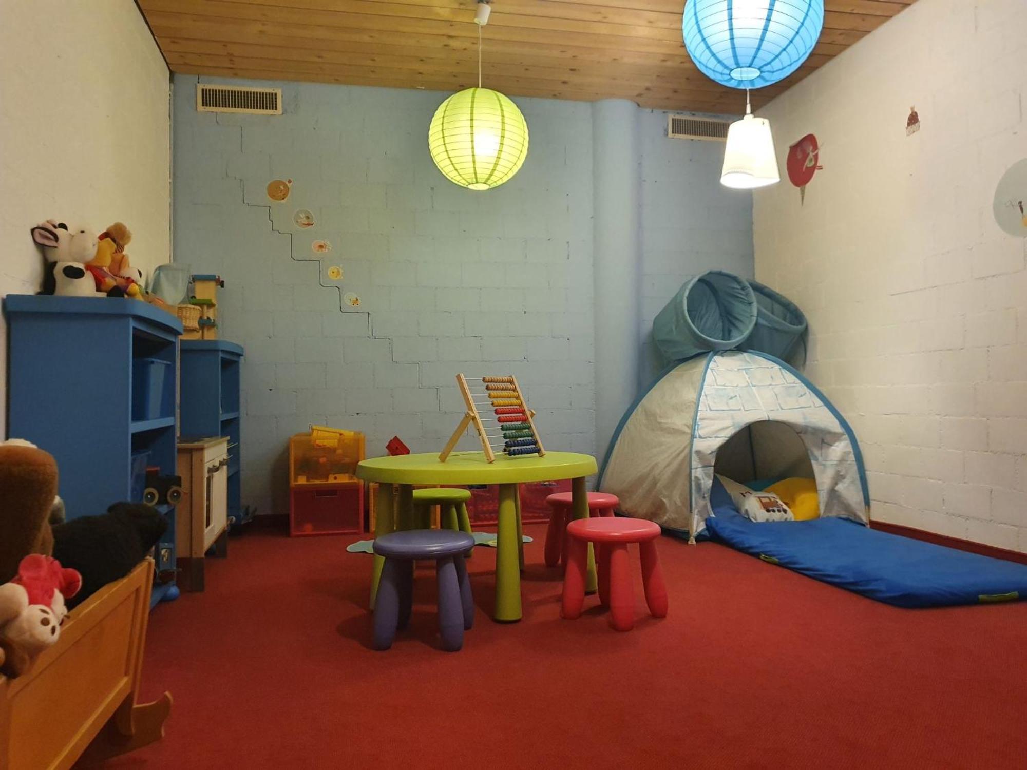Apartment Chalet Abendrot Apartments-24 By Interhome جريندلوالد المظهر الخارجي الصورة